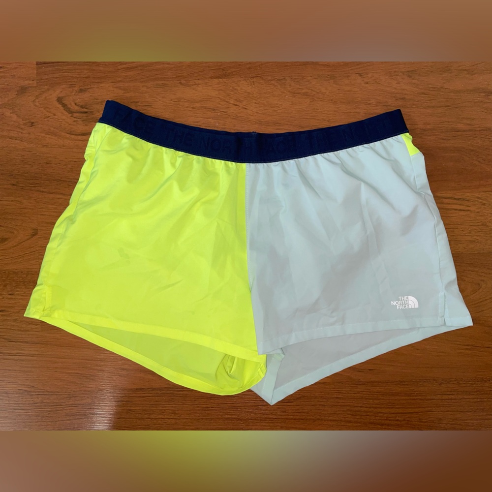 The North Face Women's Sz XXL Wander Shorts Lined Quick Dry Water Repellent Neon